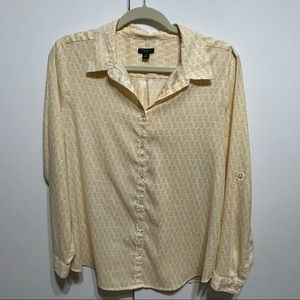 Ann Taylor L petite button down shirt